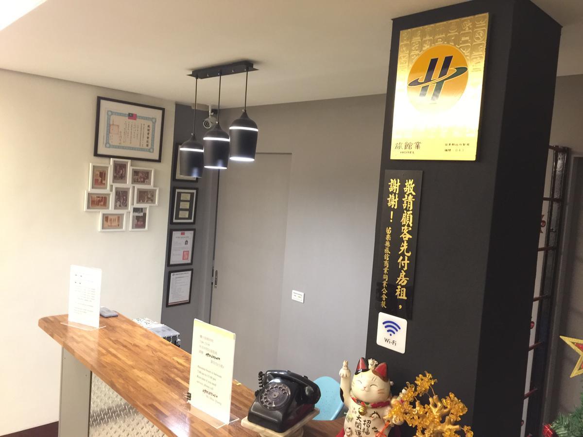 Zhu Feng Hotel Zhunan Zewnętrze zdjęcie