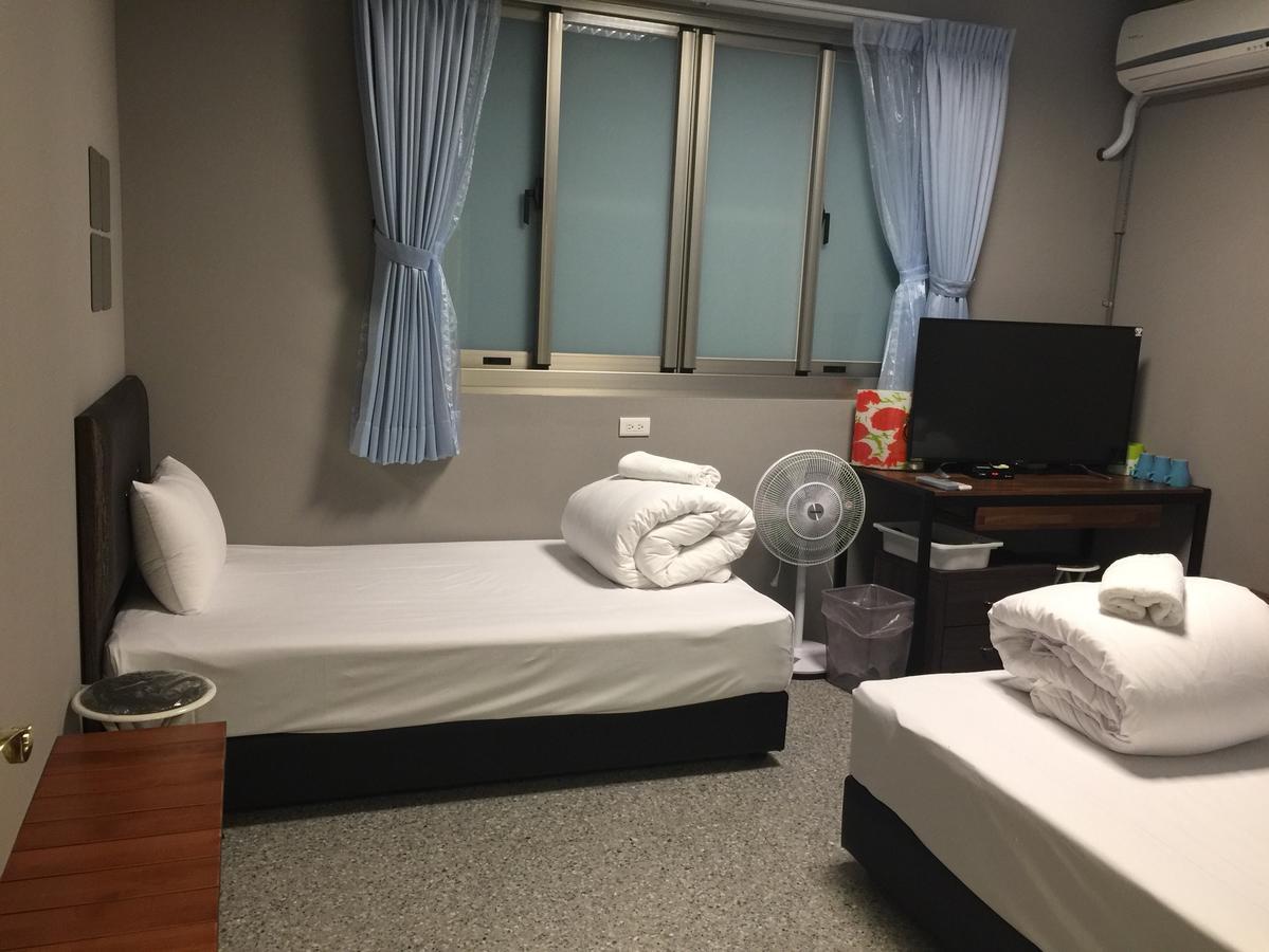Zhu Feng Hotel Zhunan Zewnętrze zdjęcie